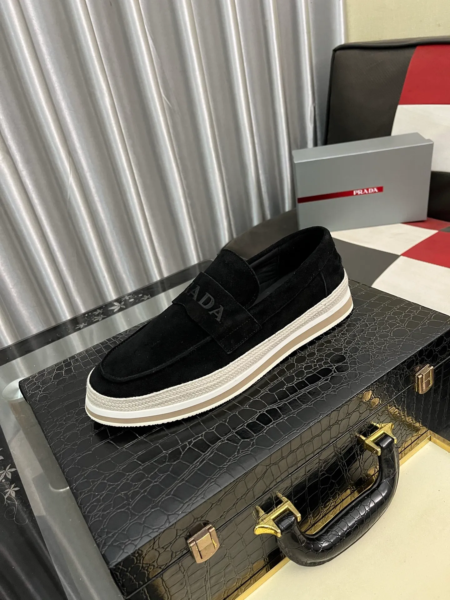 Men's men's shoes 💰458⌚️⌚️prada: new spring and summer casual shoes, sports sneakers, fabric: imported cowhide, lining: original lining, sole: original sole, size: 38-445️⃣color optional